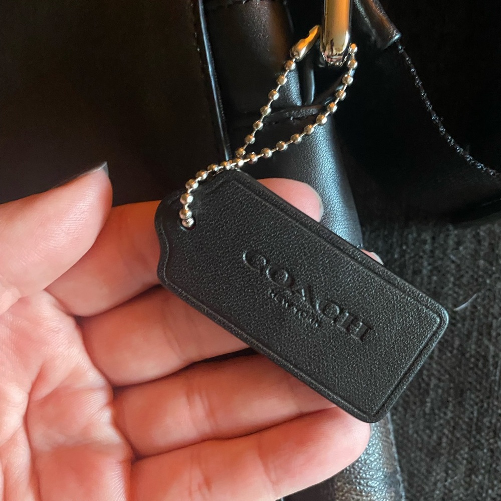 Coach Messenger Purse - Picture 11 of 11